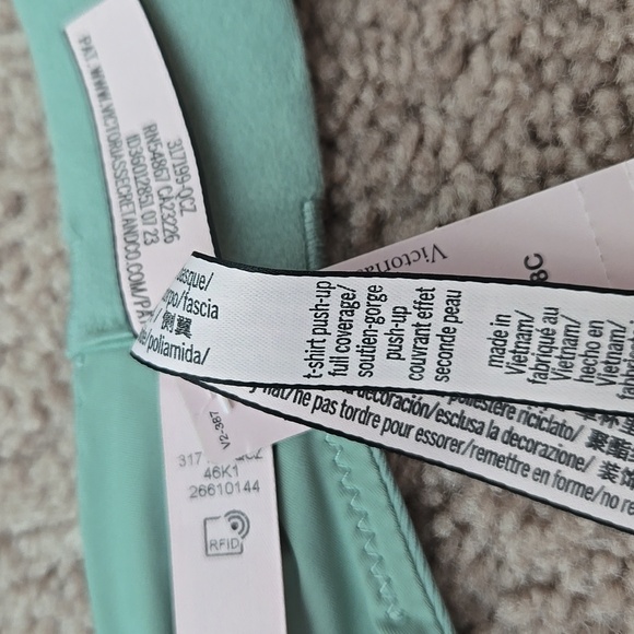 NWT Victoria's Secret T-Shirt Push Up Bra, Size 38C - Picture 4 of 5